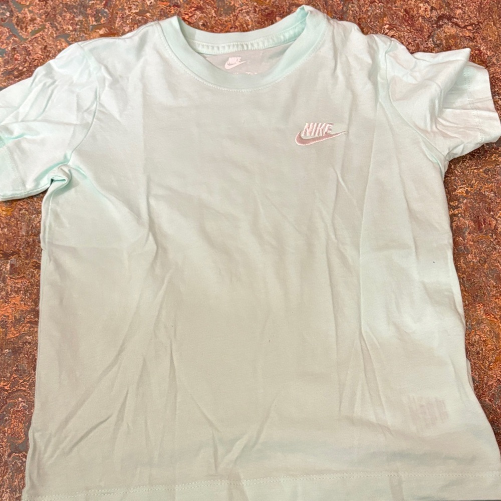 Nike Kids light green Short Sleeve Tee